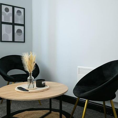 Lovely Studio Flat In Stoke-On-Trent Town Centre Екстериор снимка